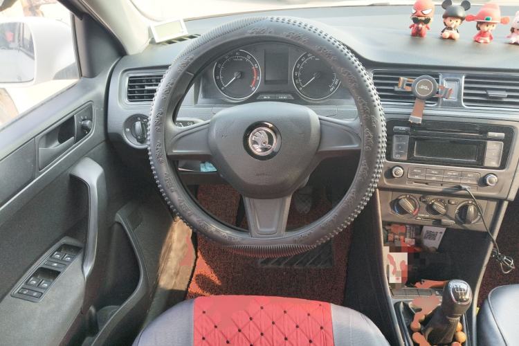 Used Skoda Rapid Spaceback 2016 Revised Version 1.4L Manual Front-Drive Edition