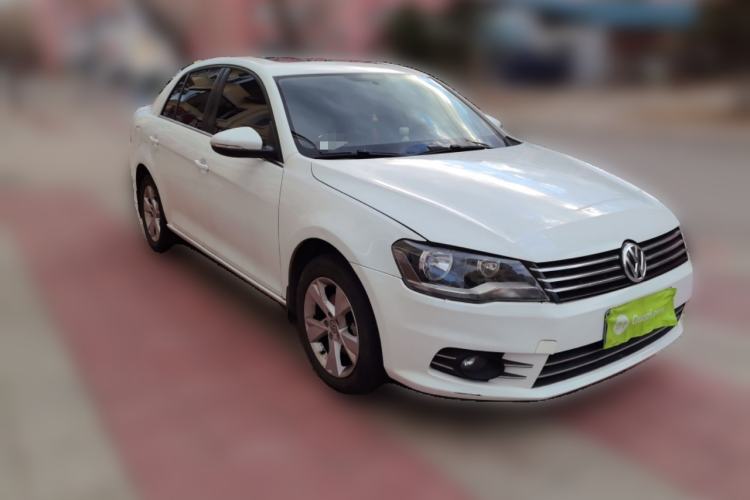 Used Volkswagen Bora 2013 1.6L Manual Comfort Model Front Right 45 Deg