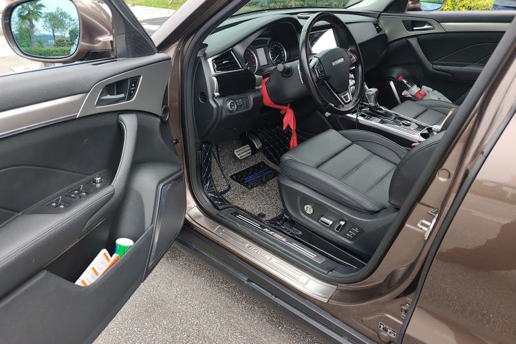 Used Haval H7 2017 Red-Label H7 2.0T Automatic Prestige Model
