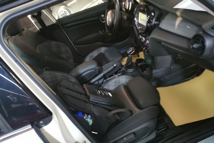 Used MINI MINI 2015 1.5T COOPER Fun Five-Door Edition