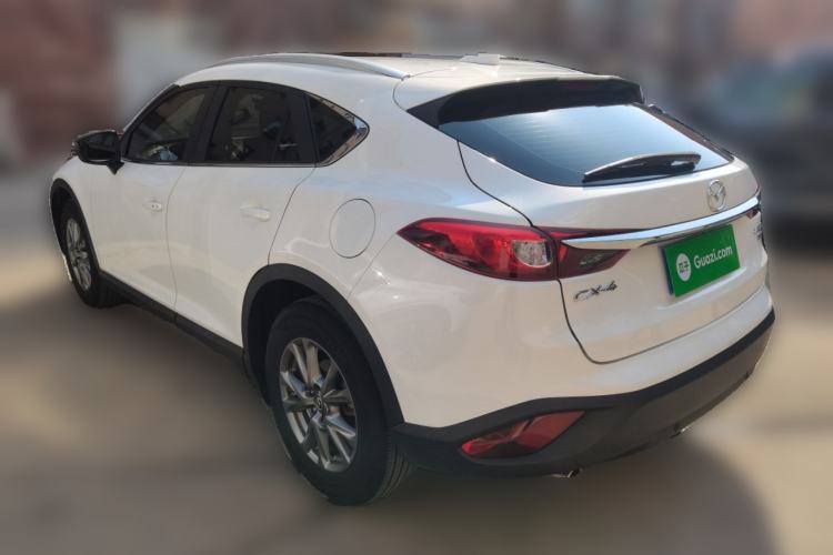 Used Mazda CX-4 2018 2.0L Automatic Two-Wheel Drive Blue Sky Premium Upgrade Version China V Standard
