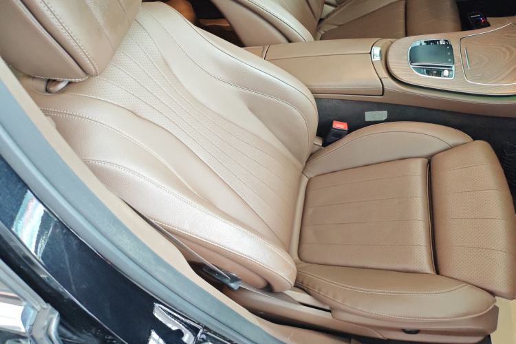 Used Mercedes-Benz E-Class 2019 E 260 L 4MATIC