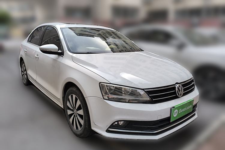 Used Volkswagen Sagitar 2018 1.6L Automatic Comfort Model Front Right 45 Deg