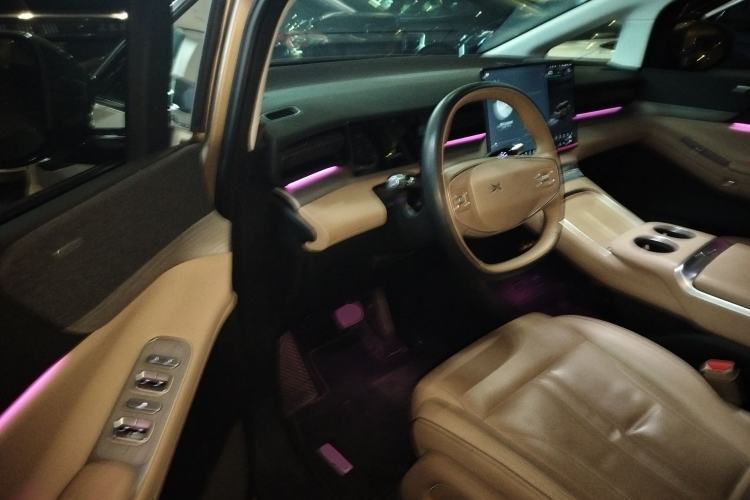 Used XPeng X9 2024 640 All-Wheel Drive High-Performance Max Driver Seat