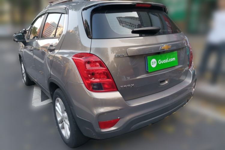 Used Chevrolet Trax 2018 330T Automatic Two-Wheel Drive Elite Model Rear Left 45 Deg