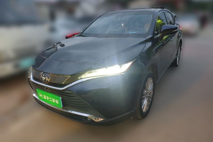 Used Toyota Harrier 2022 2.0L CVT Two-Wheel Drive Deluxe Edition