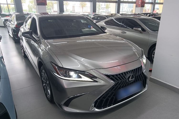 Used Lexus ES 2021 200 Excellence Edition