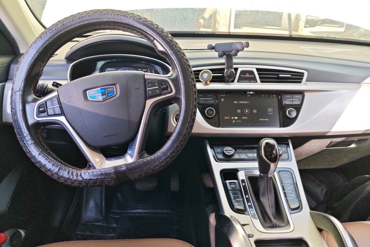 Used Geely Auto Emgrand X7 Sport 2016 1.8TD Automatic ZhiZun Version
