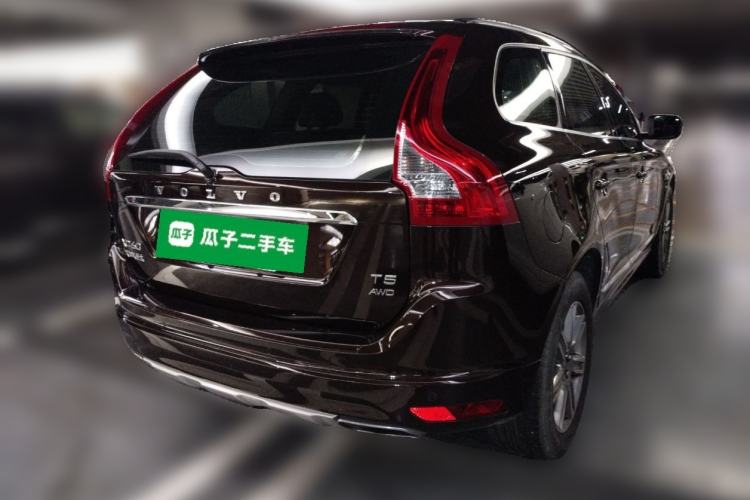 Used Volvo XC60 2017 T5 AWD Smart Range Edition Rear Right 45 Deg