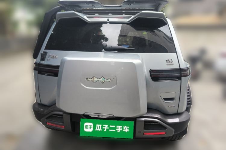 Used Formula Leopard Titanium 3 2025 501KM All-Wheel Drive Intelligent Driving Ultra Version
