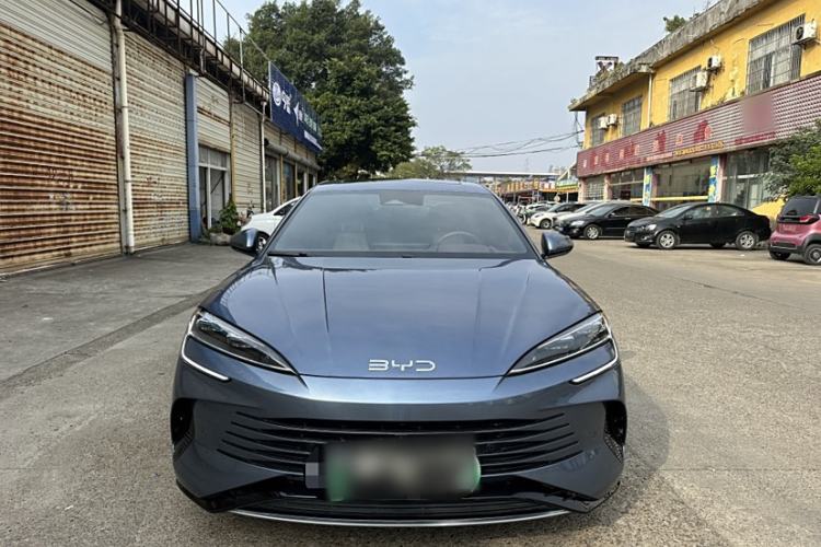 Used BYD Seal 2023 DM-i 1.5T 121km Flagship Model
