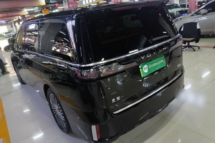 Used VOYAH Dream 2025 PHEV Four-Wheel-Drive Flagship Version – Qiankun Edition Exterior 2