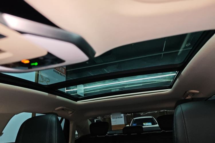 Used Hongqi H5 2024 2.0T Automatic Smart Connect Flagship Edition
