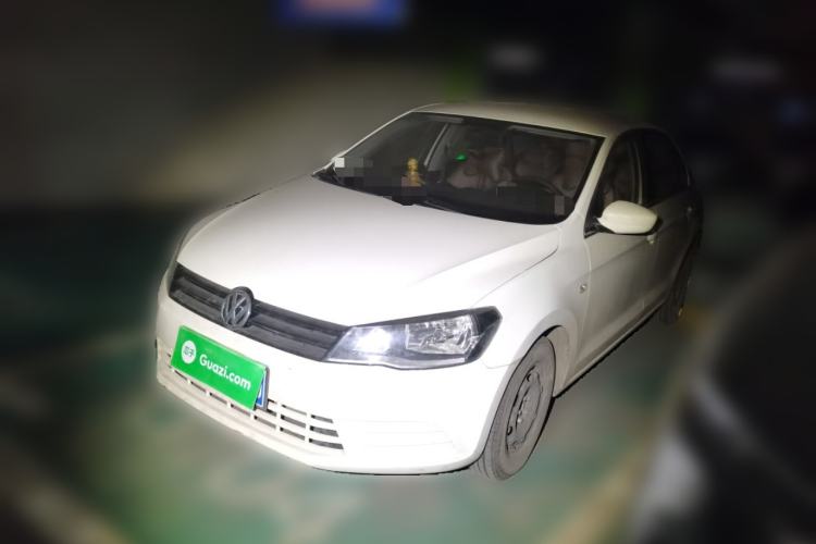 Used Volkswagen Jetta 2013 1.6L Manual Fashion Edition