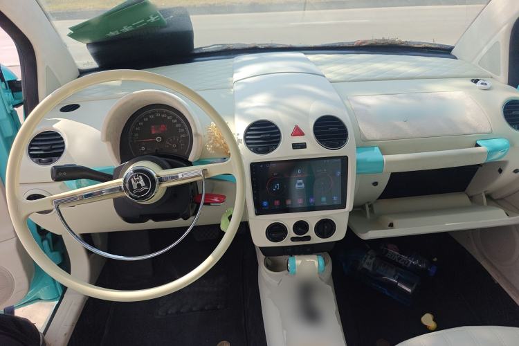 Used Volkswagen Beetle 2010 1.6 AT
