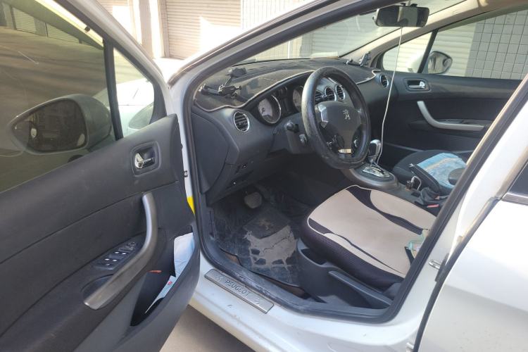 Used Peugeot 408 2013 2.0L Automatic Luxury Edition
