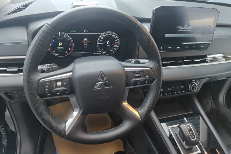 Used Mitsubishi Outlander 2023 1.5T CVT Four-Wheel Drive Prestige Edition 7 Seats