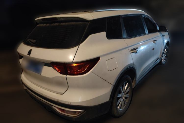 Used Sinotruk VGV U70 2021 1.5T Manual Enjoy Edition 7-Seater Rear Right 45 Deg