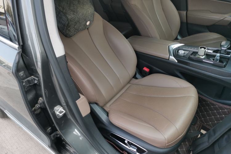 Used Geely Auto Emgrand GT 2018 1.5T MHEV Yaozun Edition