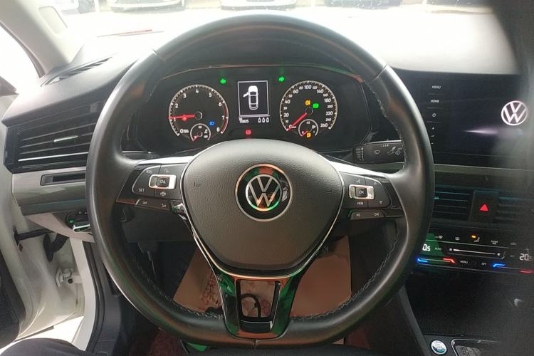 Used Volkswagen Bora 2021 1.5L Automatic Elite Smart Connect Edition Steering Wheel