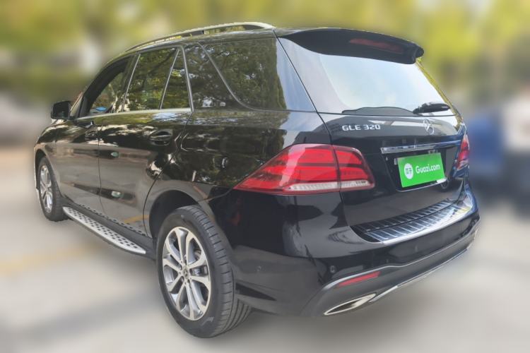 Used Mercedes-Benz GLE 2017 GLE 320 4MATIC Dynamic Model Rear Left 45 Deg