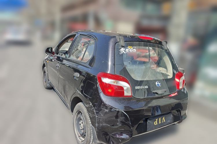 Used Venucia R30 2014 1.2L Manual Enjoyment Edition
