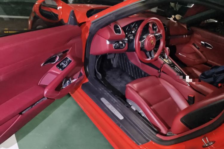 Used Porsche 718 2018 Boxster 2.0T
