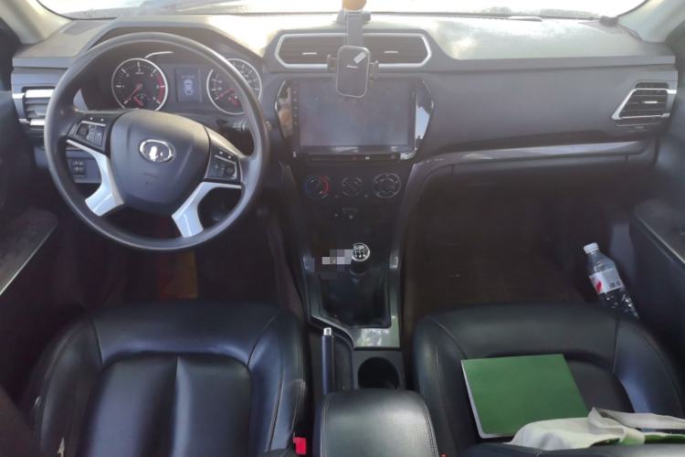 Used Great Wall Wingle 5 2017 2.0T European Version Diesel Two-Wheel Drive Advanced Large Double-Cab GW4D20E
