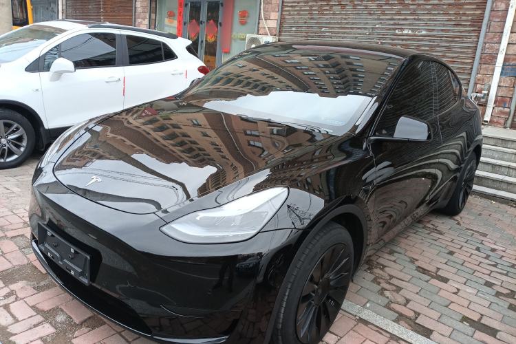 Used Tesla Model Y 2023 Rear-Wheel-Drive Version
