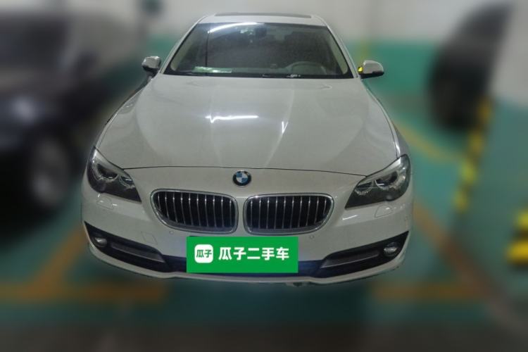 Used BMW 5 Series 2014 525Li Leading Model
