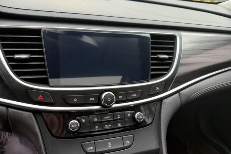 Used Buick LaCrosse 2022 652T Luxury Version Audio And AC Panel