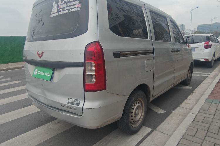 Used Wuling Hongguang V 2019 1.5L Jingqu Version China VI LAR