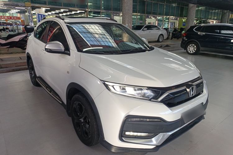 Used Honda XR-V 2020 220TURBO CVT Luxury Edition Front Right 45 Deg