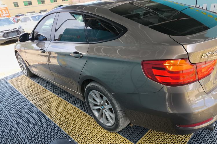 Used BMW 3 Series GT 2013 320i Leading Model