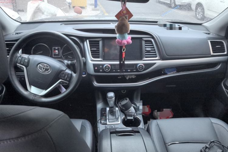 Used Toyota Highlander 2021 2.0T Four-Wheel Drive Knight Edition 7 Seats Center Console