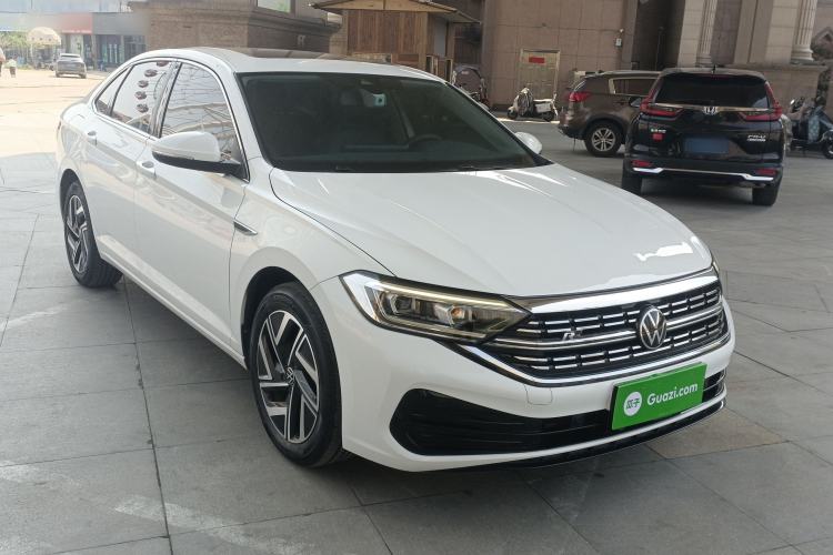 Used Volkswagen Sagitar 2023 300TSI DSG Excellence Edition Front Right 45 Deg