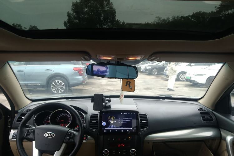 Used Kia Sorento 2010 2.2T Diesel Luxury Edition Headliner