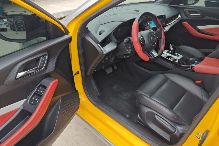 Used MG 5 2021 300TGI DCT Elegant Luxury Edition
