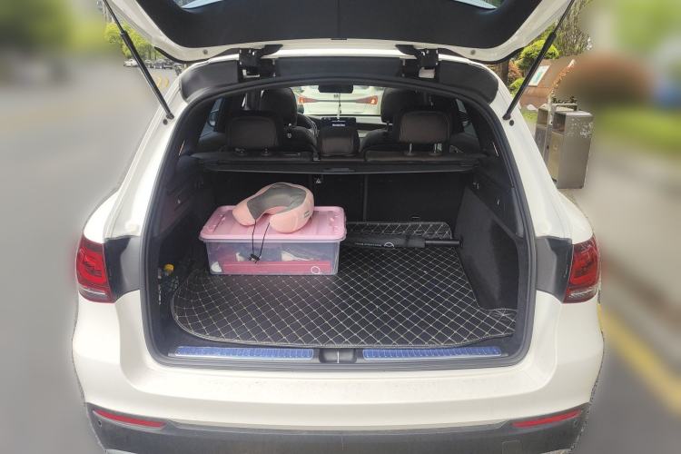 Used Mercedes-Benz GLC 2021 GLC 260 L 4MATIC Dynamic Edition Trunk