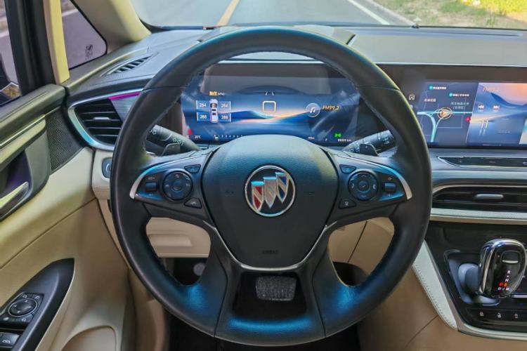 Used Buick GL8 2023 ES Lu Zun Deluxe Model
