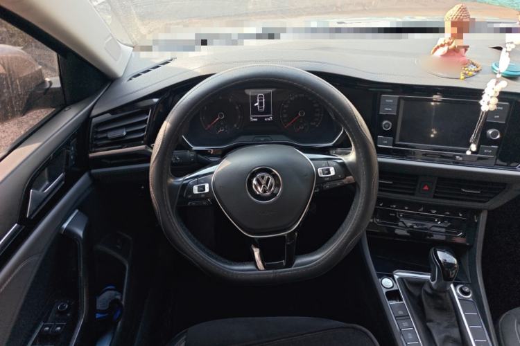 Used Volkswagen Sagitar 2019 280TSI DSG Luxury Version China VI Standard Steering Wheel