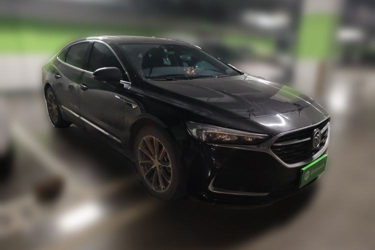 Used Buick LaCrosse 2021 652T Luxury Model Front Right 45 Deg