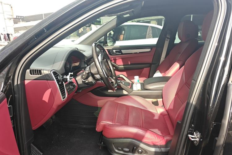 Used Porsche Cayenne 2023 Cayenne 3.0T Platinum Edition