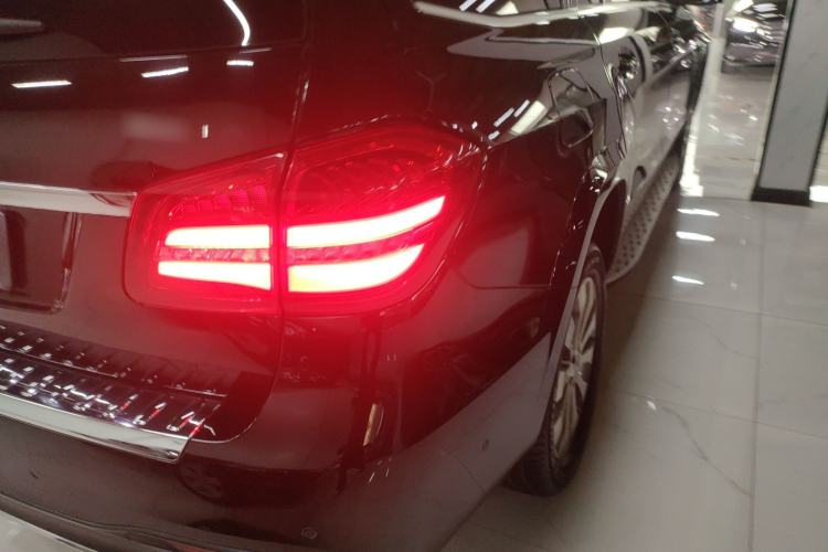 Used Mercedes-Benz GLS 2017 GLS 400 4MATIC Dynamic Model
