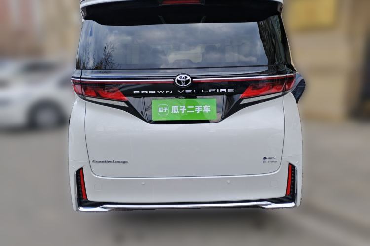Used Toyota Vellfire 2024 Crown Dual-Engine 2.5L Ultimate Edition Rear