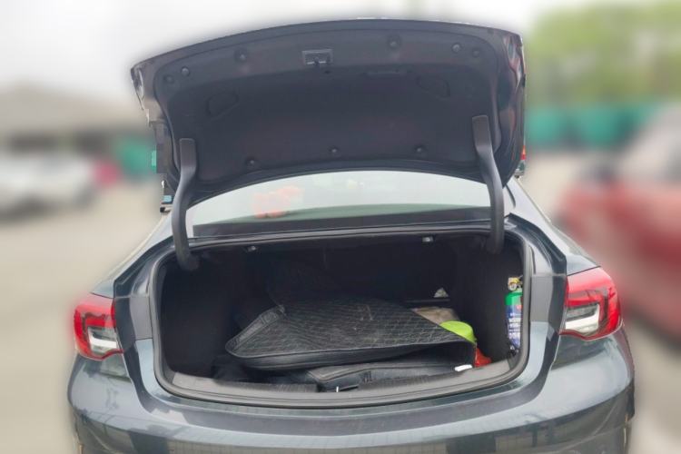 Used Buick Regal 2020 552T Luxury Version Trunk