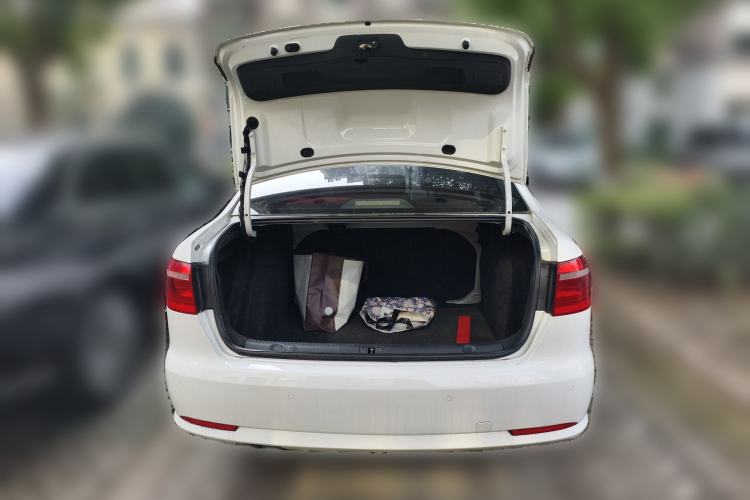 Used Volkswagen Lavida 2013 Revised Version 1.4 TSI DSG Comfort Edition
