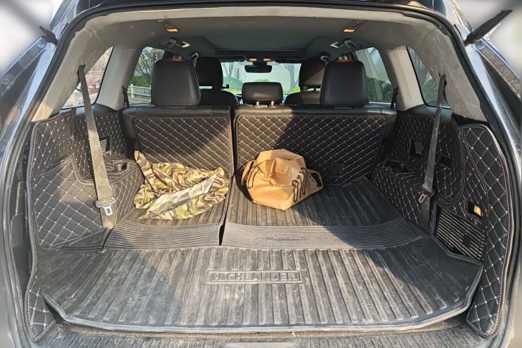 Used Toyota Highlander 2018 2.0T Four-Wheel Drive Luxury Edition 7 Seats China V Emission Standard