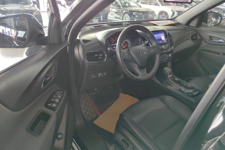 Used Chevrolet Equinox 2021 550T RS Smart Boundary-Pushing Edition