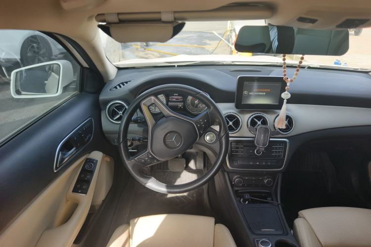 Used Mercedes-Benz GLA 2016 GLA 200 Fashion Model